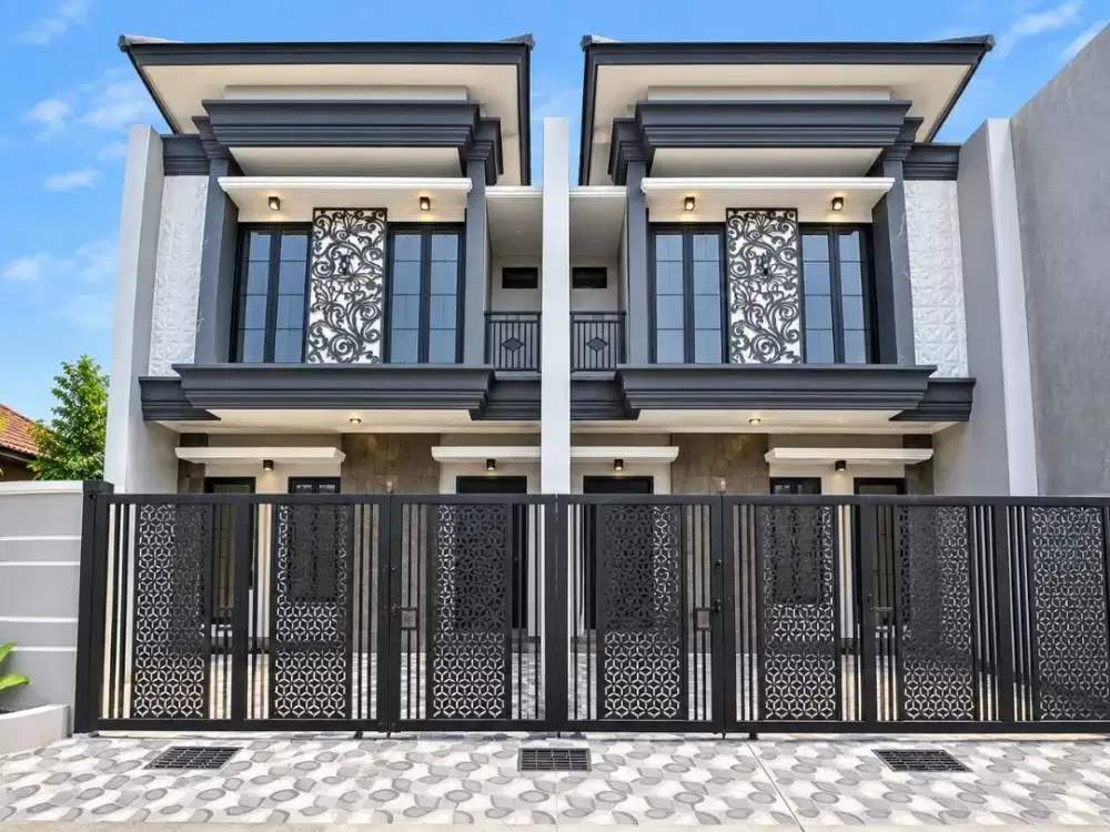 American Style Rumah Manyar Tompotika NEW GRESS MINIMALIS STRATEGIS