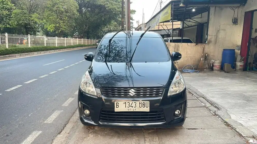 ERTIGA GL MANUAL 2012