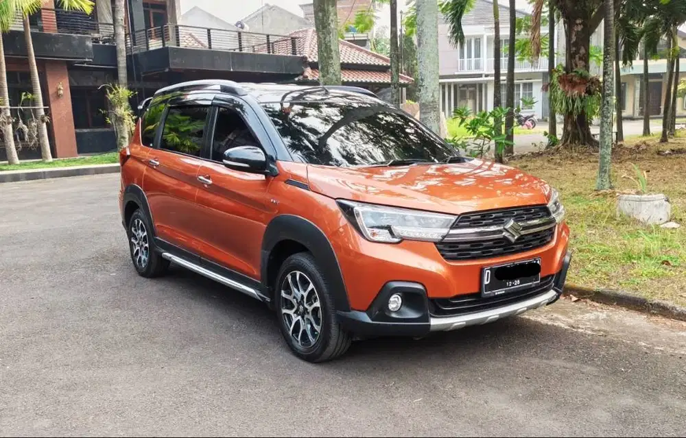Suzuki XL7 Alpha AT Matic Tipe Tertinggi Ban Baru Sudah Inspeksi Bagus