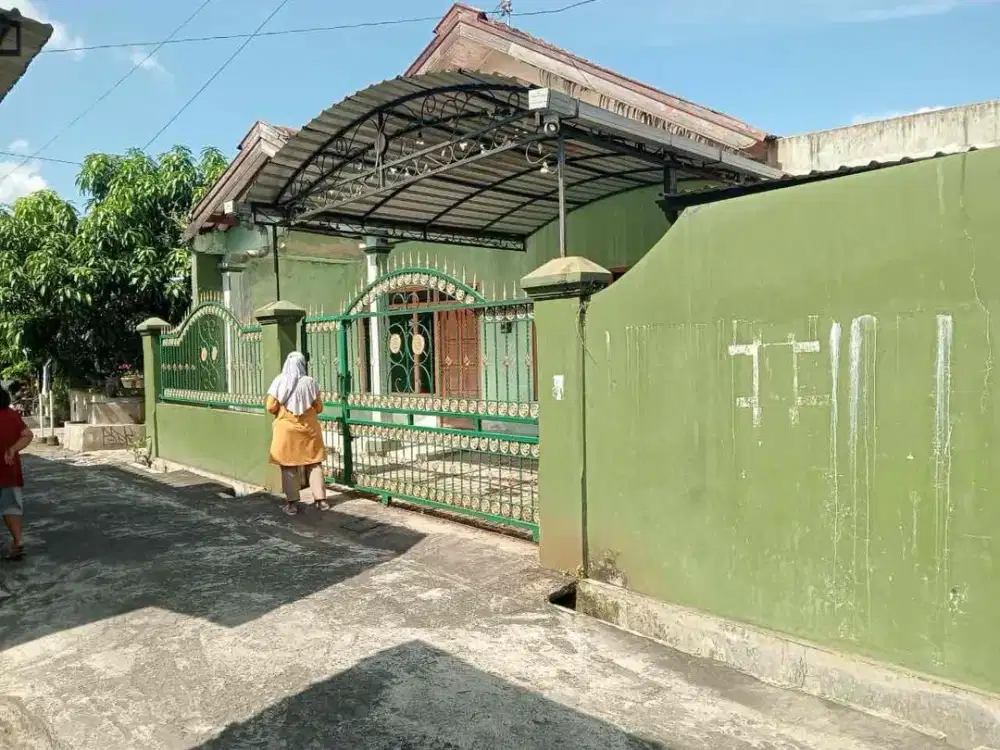 Rumah Second Bersih Siap Huni