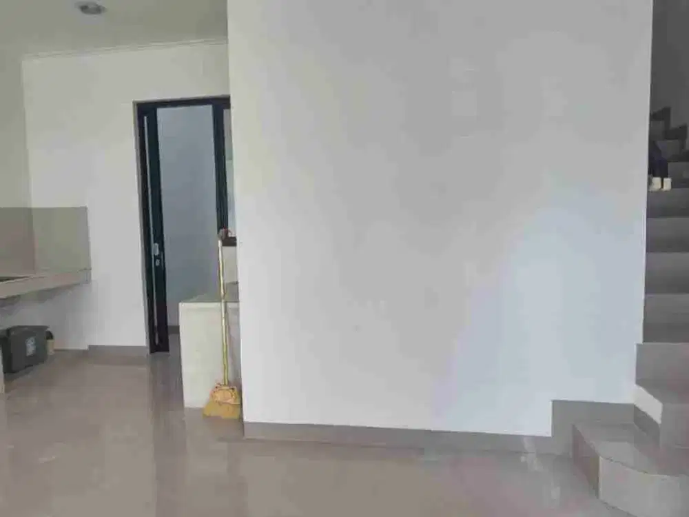 Dijual Rumah Milenial Dallas Kosongan Pik 2