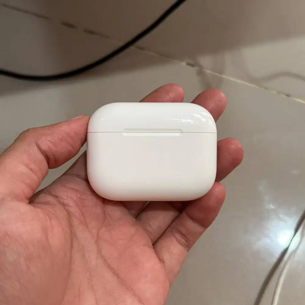 Apple AirPods Pro 3 Warranty ON Free Case
