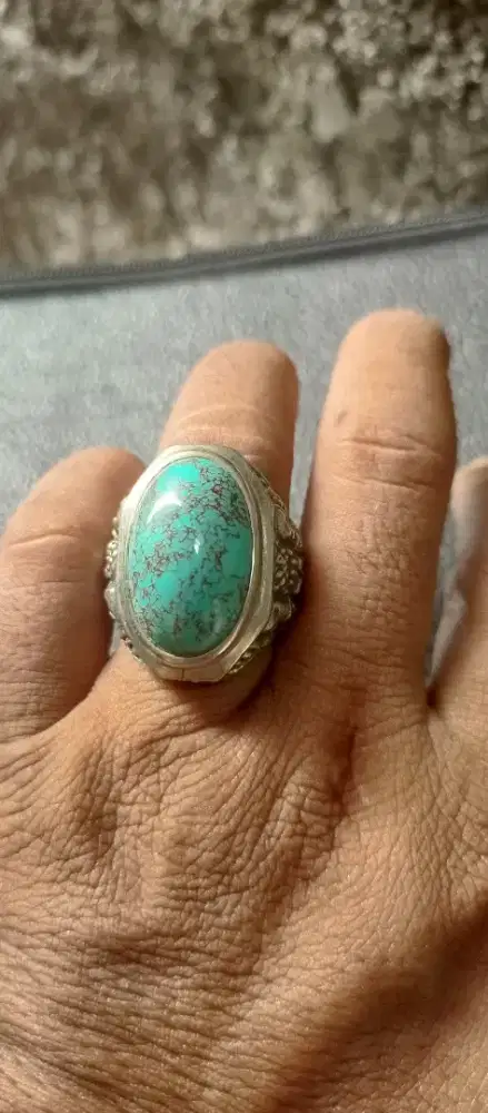 Pirus Mesir toska hijau urat merah