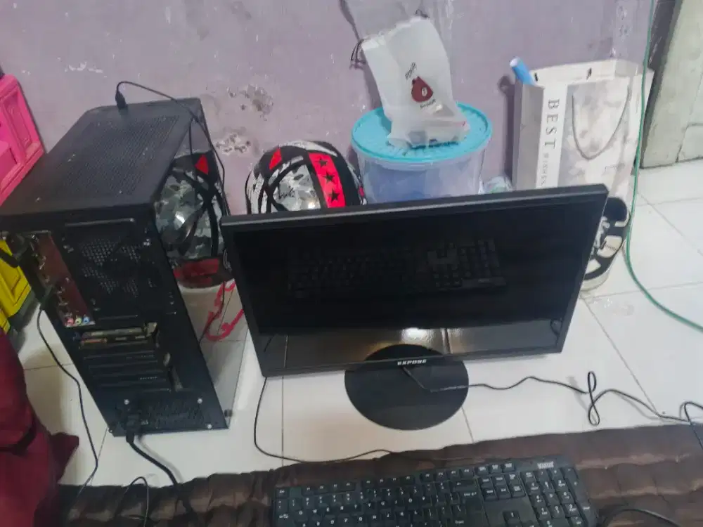 Speak CPU:i3 gen3/Ryzen 5 5600G
Ram 8 GB 
Monitor .merek E - Yage