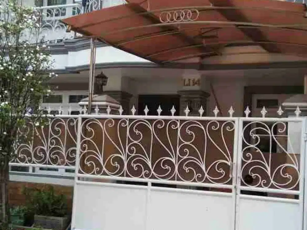 Jual cepat rumah di Daan mogot permai cluster lebar 8 siap huni tingkat di jakbar