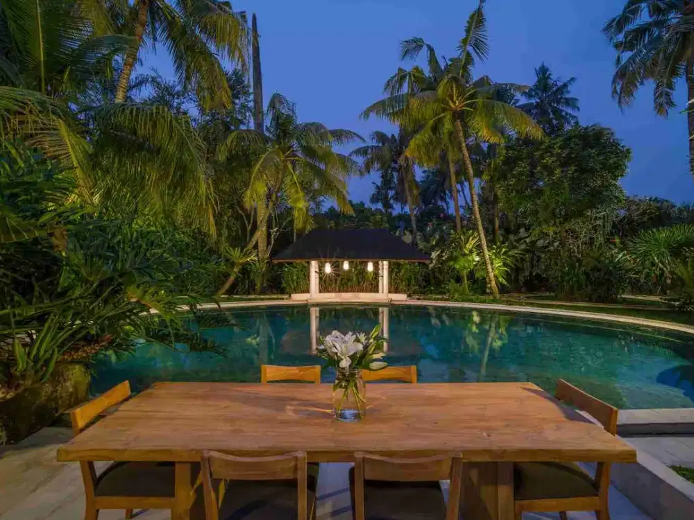 DISEWA RUMAH LUXURY – JAGAKARSA, JAKARTA SELATAN