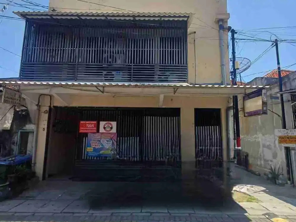 rumah Lelang 2 lantai jalan kapasari surabaya
