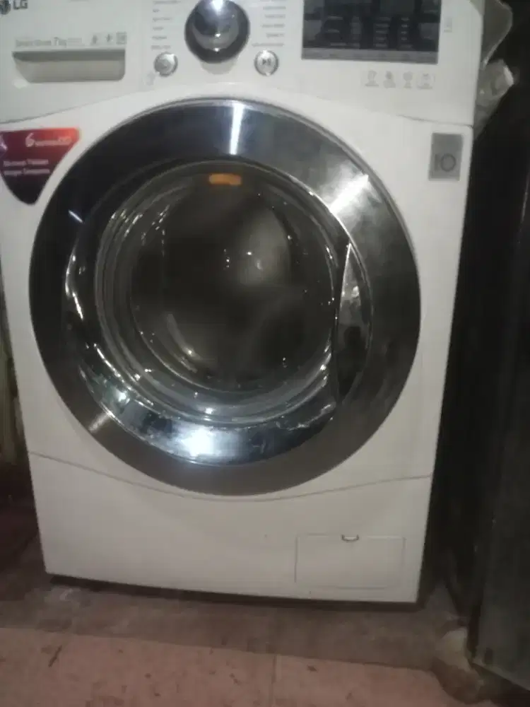 LG invter orian irit listrik mulus