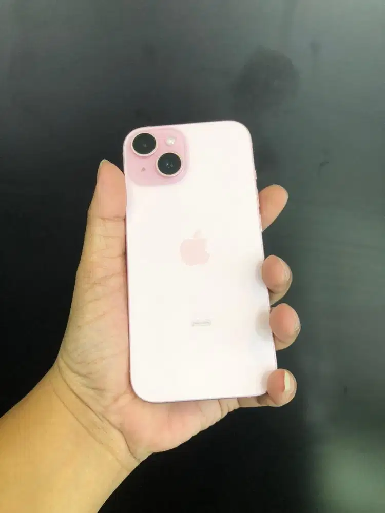 Iphone 15 pink 128 resmi ibox