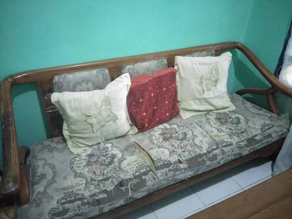 Kursi tamu jati