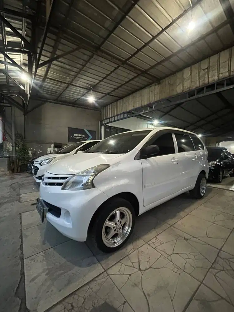 Daihatsu Xenia X MT 2015 – Manual, KM 148 Ribu, Siap Pakai