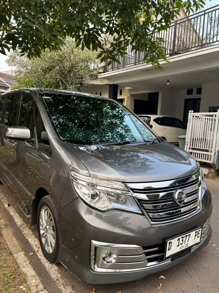 Nissan Serena 2015 Bensin