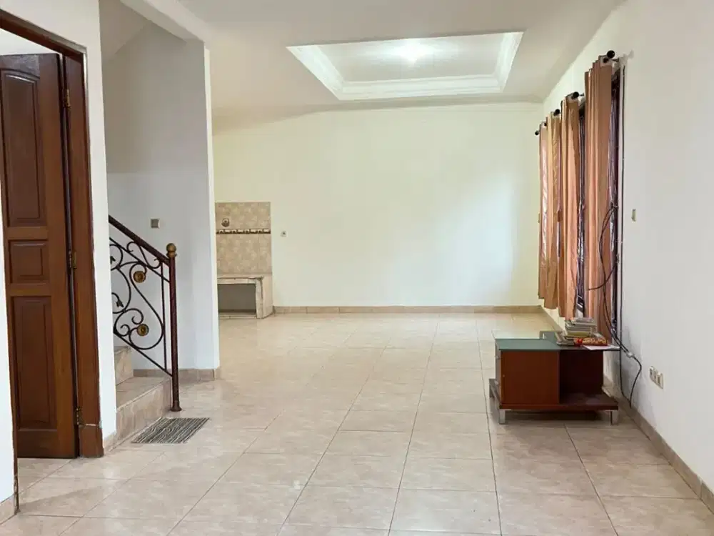 Disewakan Rumah di Perumahan Citra 5