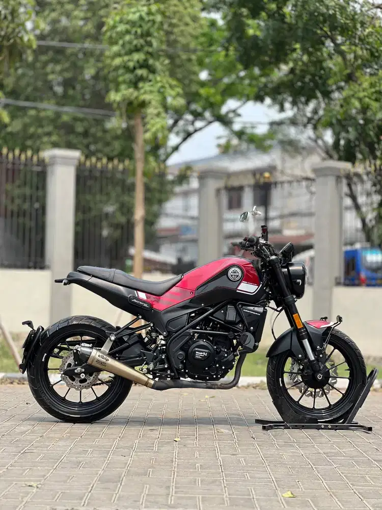BENELLI LEONCINO 250 ABS MERAH 2022 KM 5K PAJAK PANJANG SUPER GRESS
