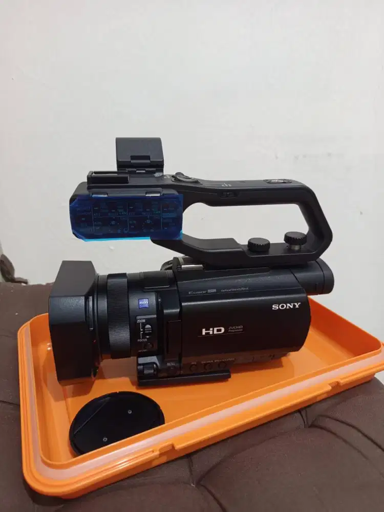SONY HXR-MC88 CAMCORDER
