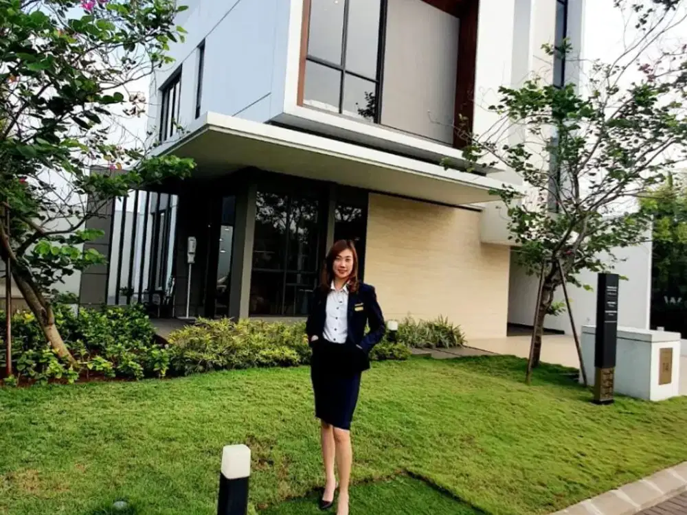 Dijual Rumah 3 Lantai Hoek