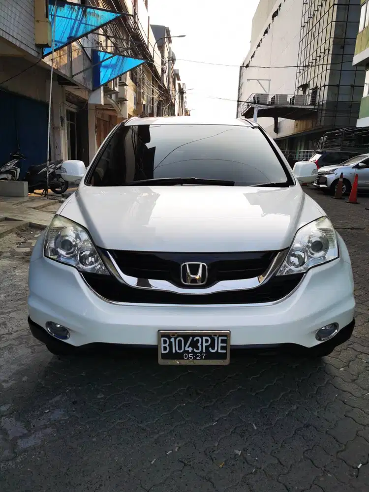 Honda CRV 2.4 AT putih