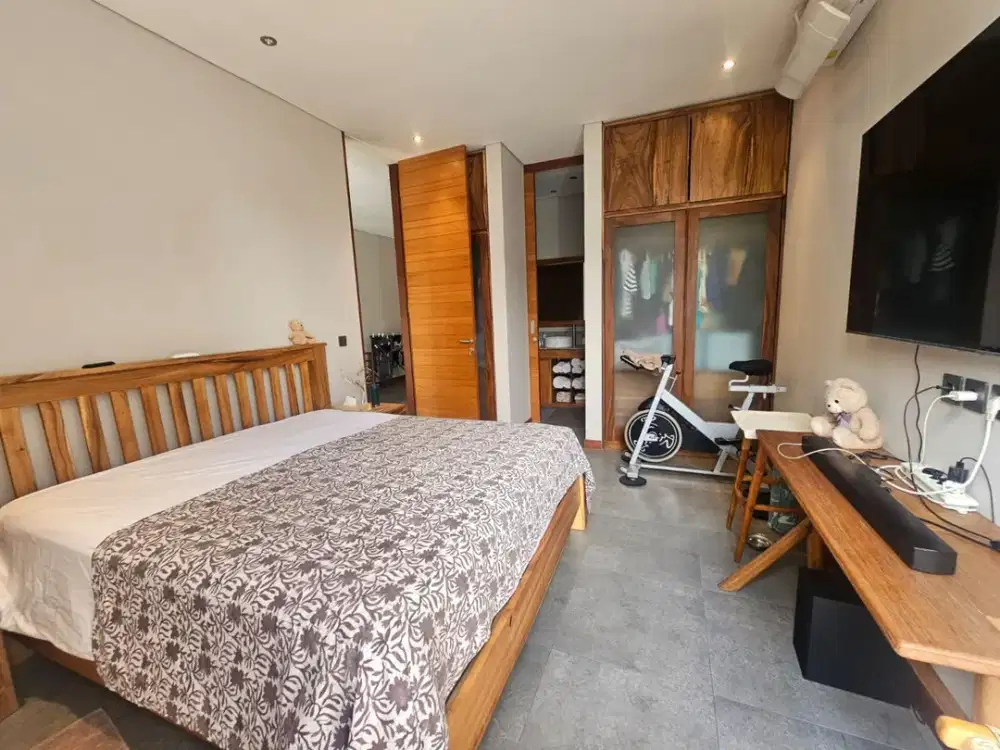 DIJUAL RUMAH 2 LANTAI DI NOJA, KESIMAN DENPASAR TIMUR, BALI