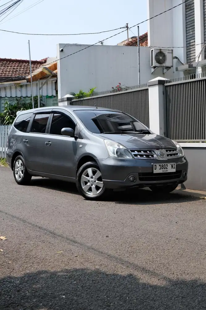 Nissan Grand Livina XV 1.8 Automatic 2007