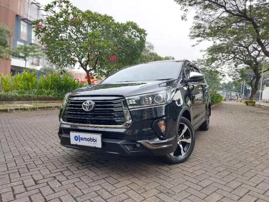 DP 5% Toyota Kijang Innova 2.4 Venturer Solar-AT 2022 CPOUB