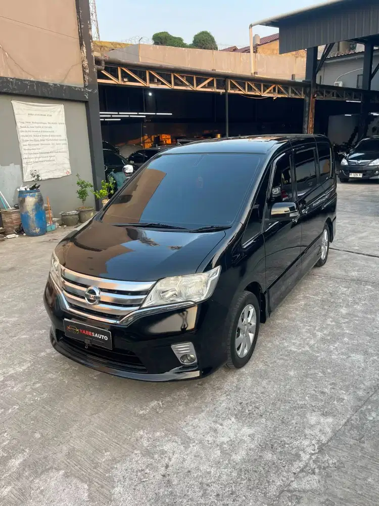 Nissan Serena HWS 2013 Panoramic Langka Pajak Baru