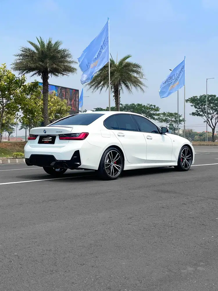 BMW G20 330i M-SPORT PRO FACELIFT 2023 SEDAN PUTIH