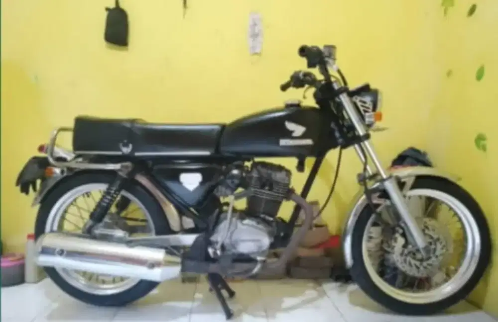 CB Tahun 1980 Ori