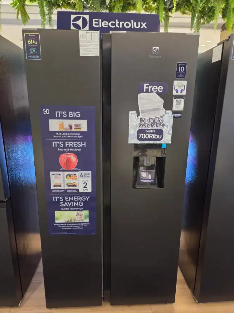 KULKAS SBS ELECTROLUX ESE5740B