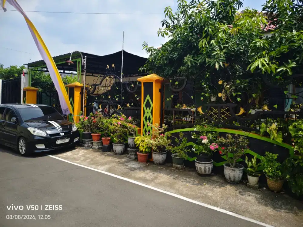 Rumah pribadi strategis
