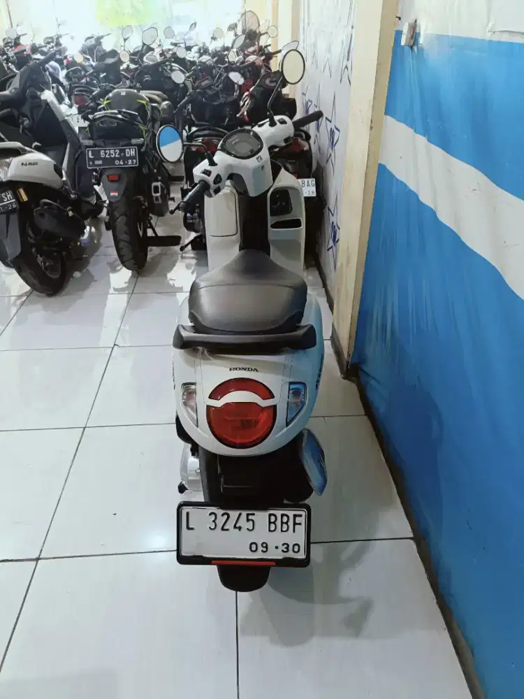 HONDA SCOOPY ESP STYLISH PRESTIGE KEYLLES REMOT 2025 KM 900 ISTIMEWA