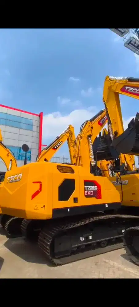Excavator TZCO type TZ215 kelas 21,5 ton