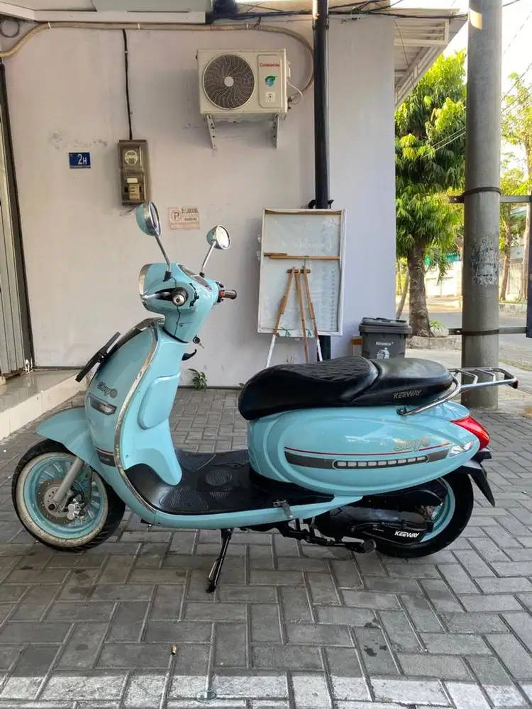 Motor Benelli Keeway Shiny 150 blue hidup Plat Pajak hidup LOW KM