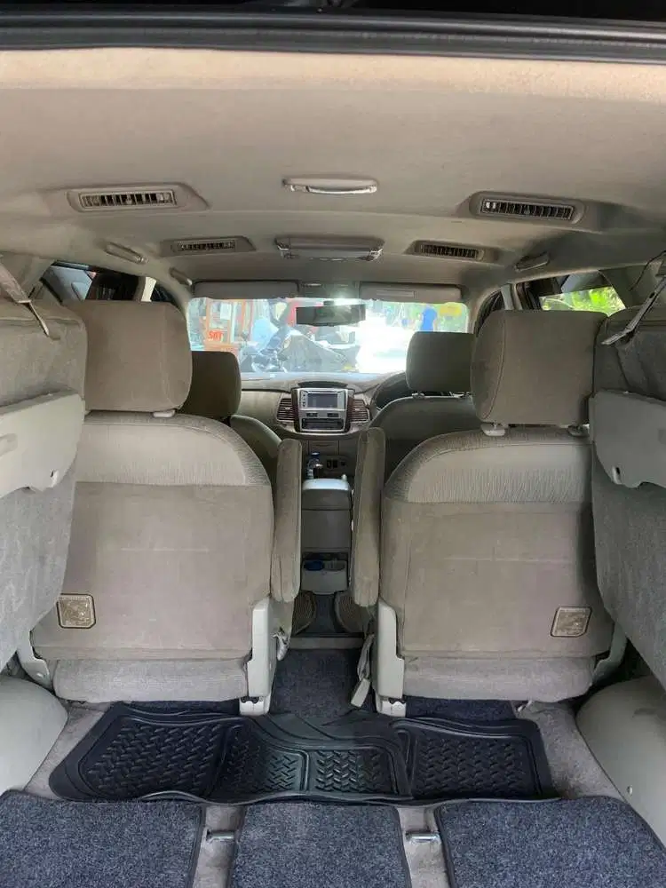 Toyota Kijang Innova 2013 Bensin