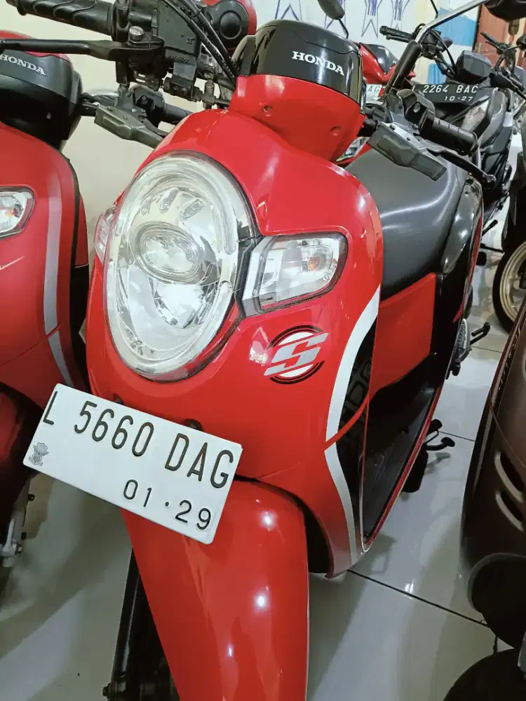 Honda SCOOPY ESP SPORTY FI ECO 2018 BISA KREDIT TENOR 2TH