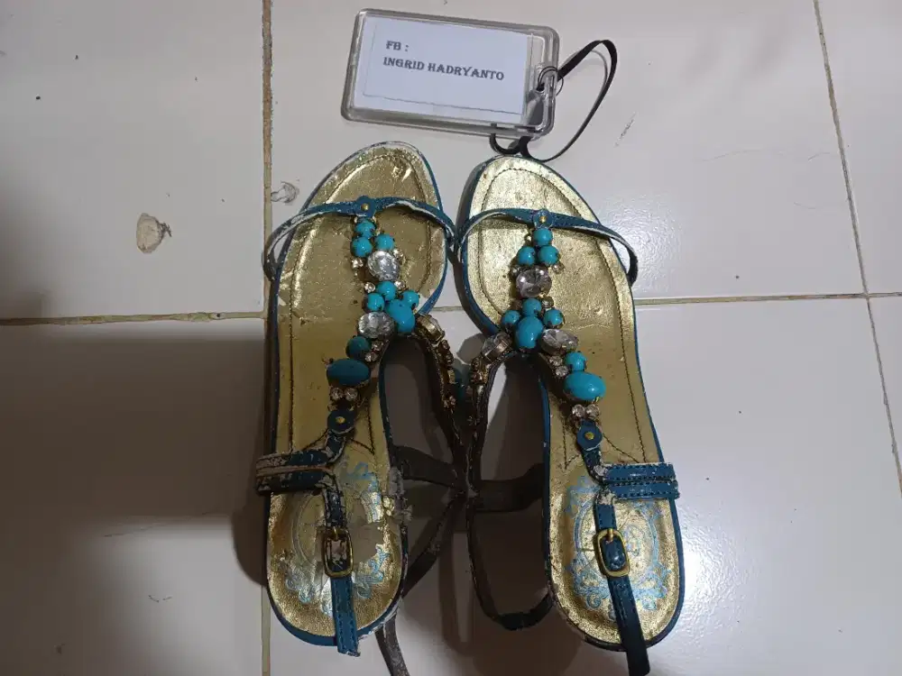 Sepatu Sandal Toska Size 36