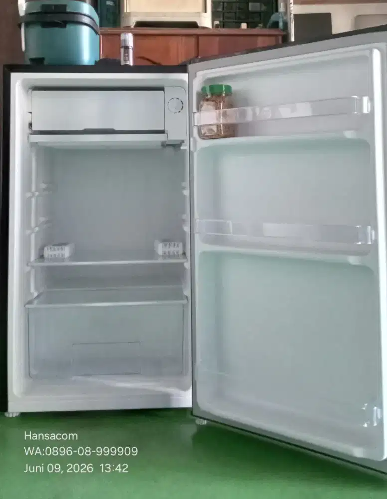 Dijual kulkas changhong cbc100