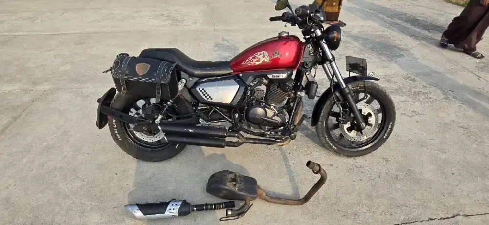 Jual cepat Beneli Motobi evo 200