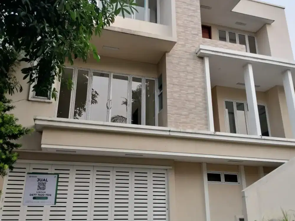 Dijual Rumah Bagus 3 Lantai Gading Serpong Emerald Cove