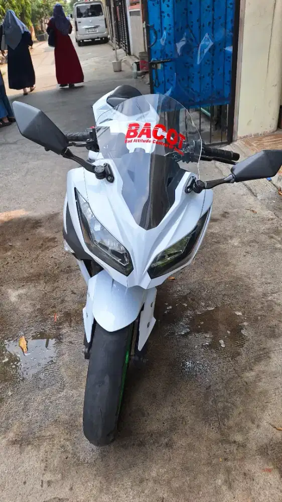 Kawasaki Ninja 250 FI tahun 2013