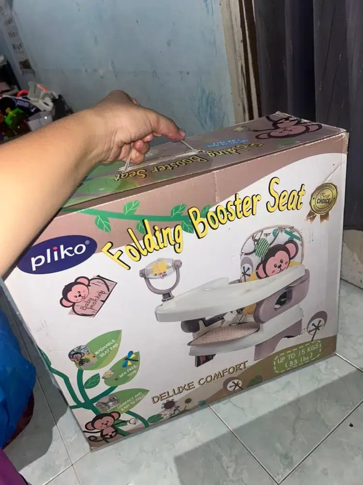 Kursi makan bayi