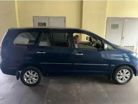 Toyota Kijang Innova 2015 Bensin