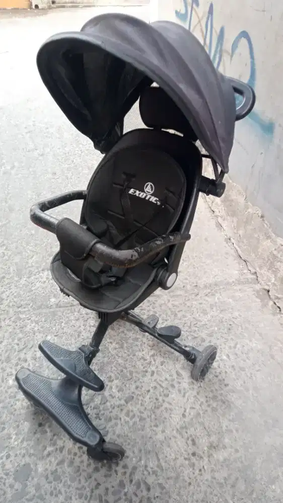 Stroller exotic
