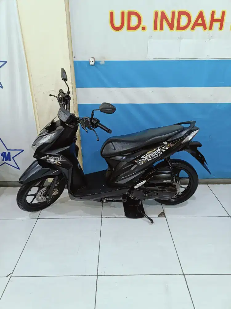 Honda BEAT STREET ESP CBS SPORTY FI ECO 2022 bisa kredit