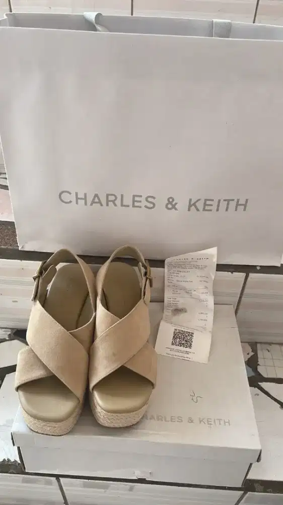 Sendal CK like new