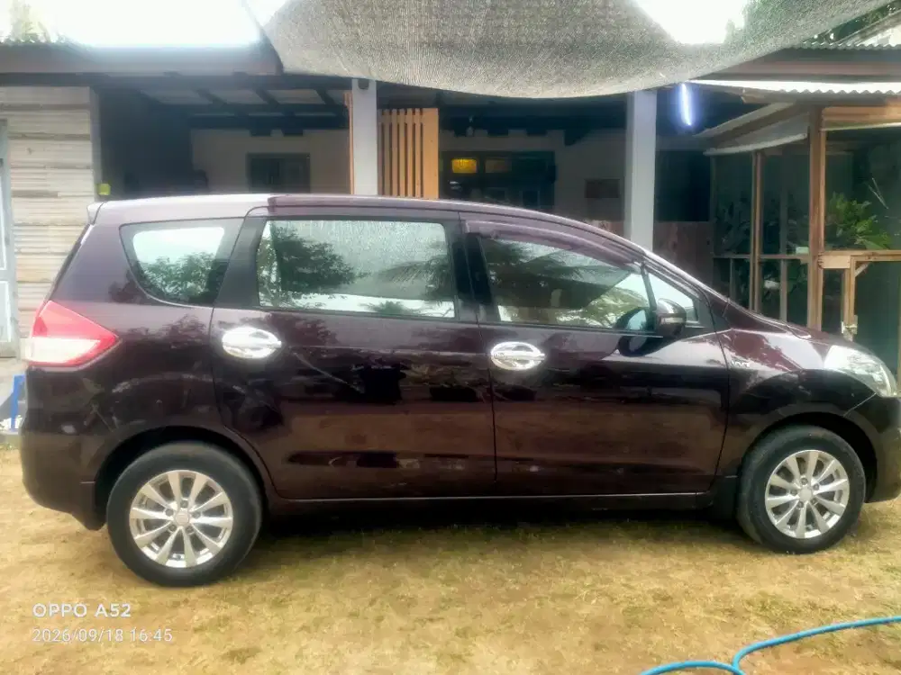 ERTIGA GX 2012 MANUAL BURGUNDY