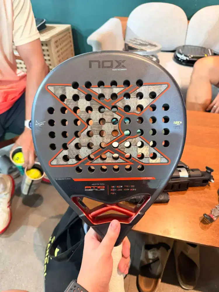 RAKET PADEL NOX AT10 18K 2025