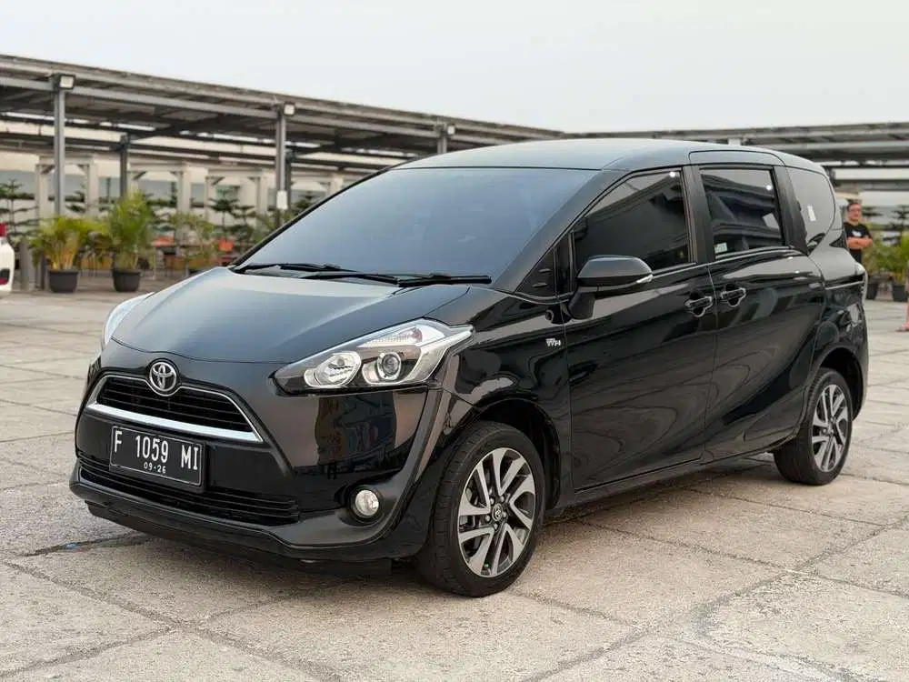 Sienta V 1.5cc matic 2017