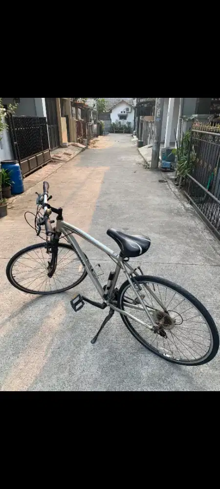 Sepeda Commuter Mongoose 700c