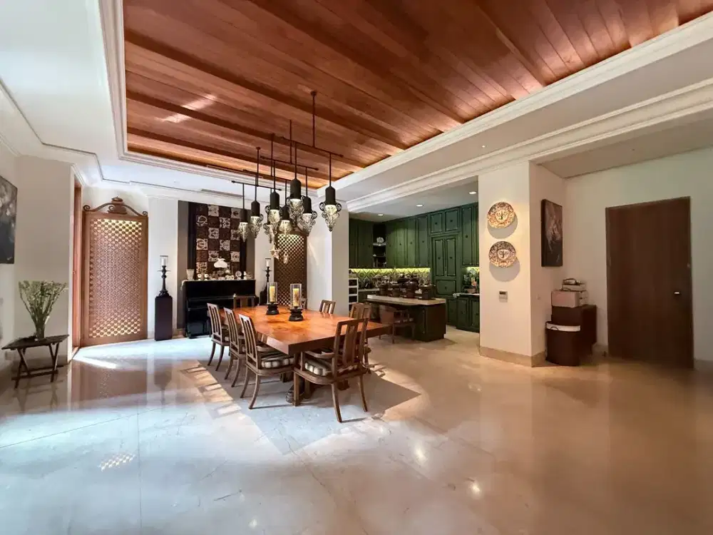 Rumah Mewah Full Furnished Kuldesak - Graha Raya Bintaro Tangerang Selatan