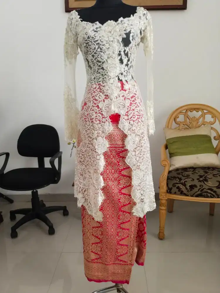 Di Jual Kebaya Pengantin Broken White Full Payet